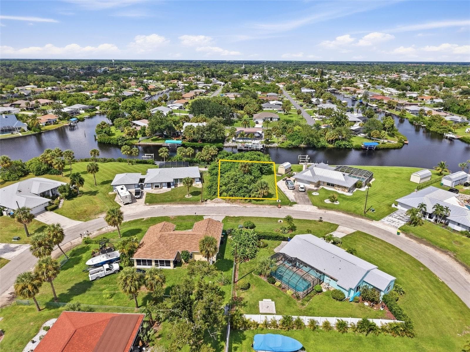 4598 HERMAN CIR