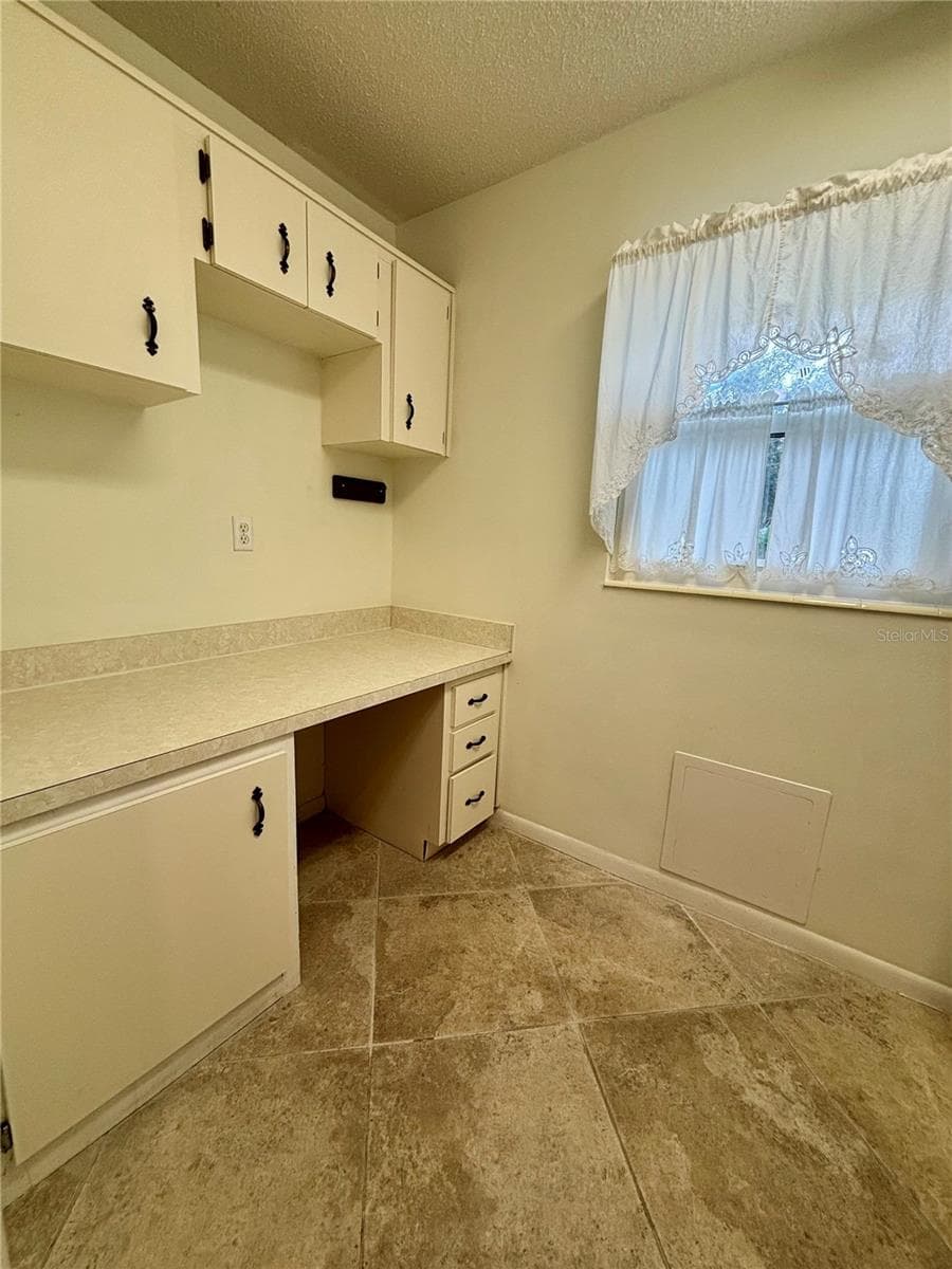 Desk Area Off of Kitchen - 8920 SW 97TH LANE RD #F, OCALA