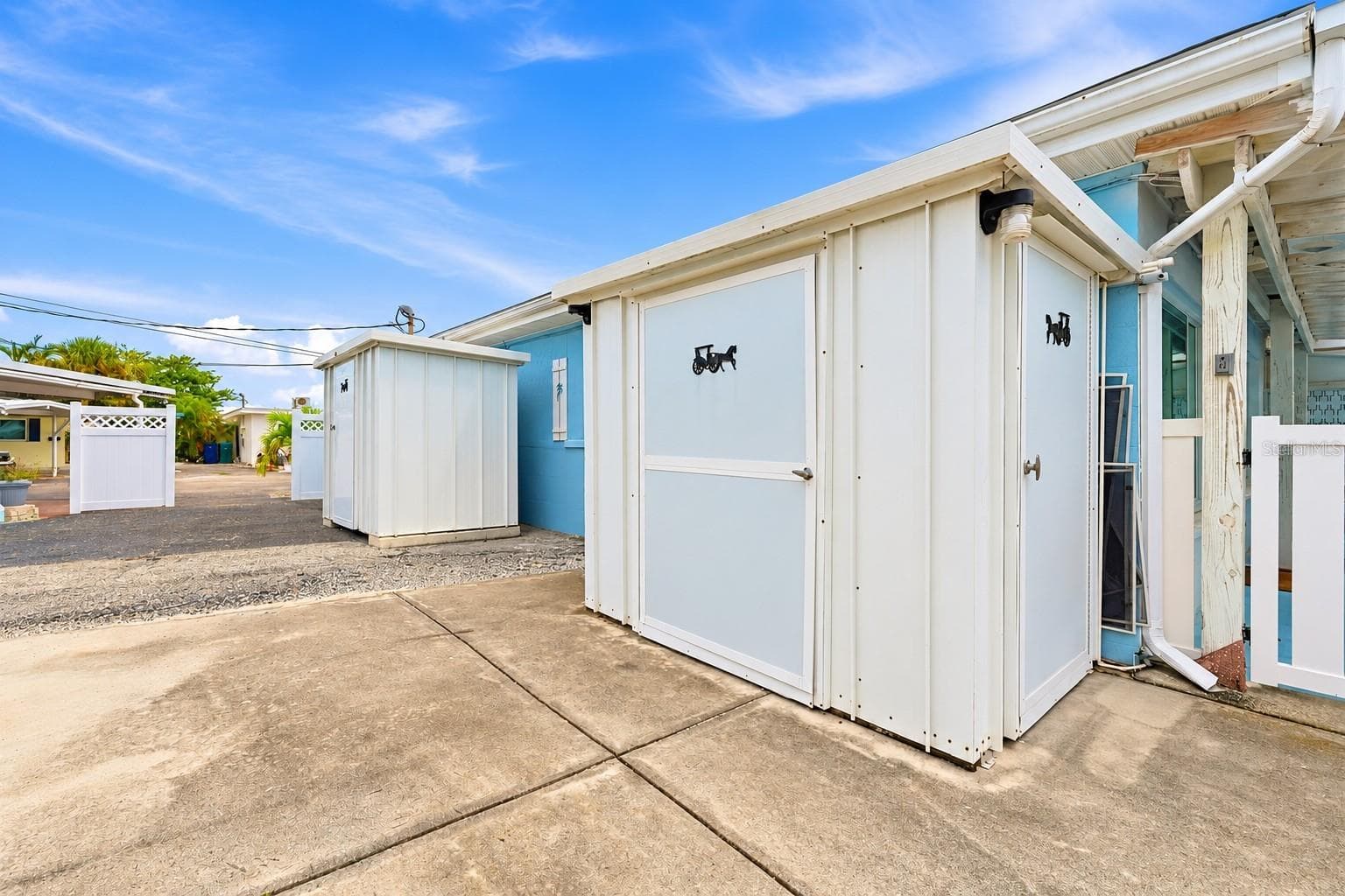 Single Family Residence at 28 SEASIDE CT, HOLMES BEACH, photo 39 of 61