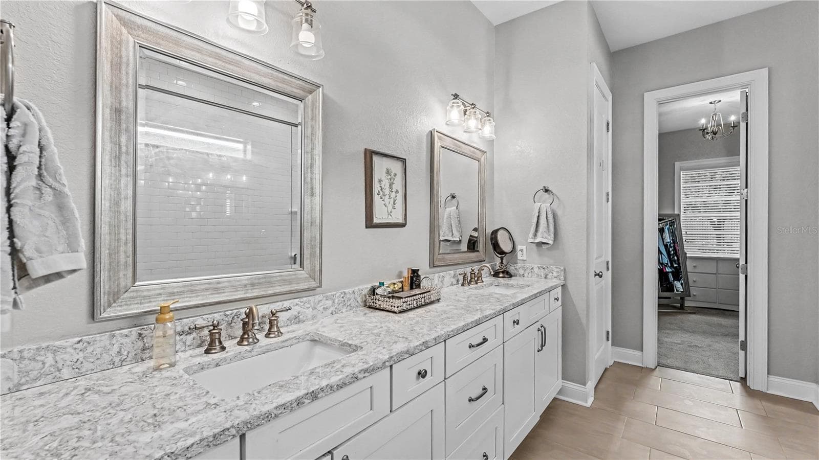 Single Family Residence at 1539 HOLLINGSWORTH CREEK CT, LAKELAND, photo 18 of 50