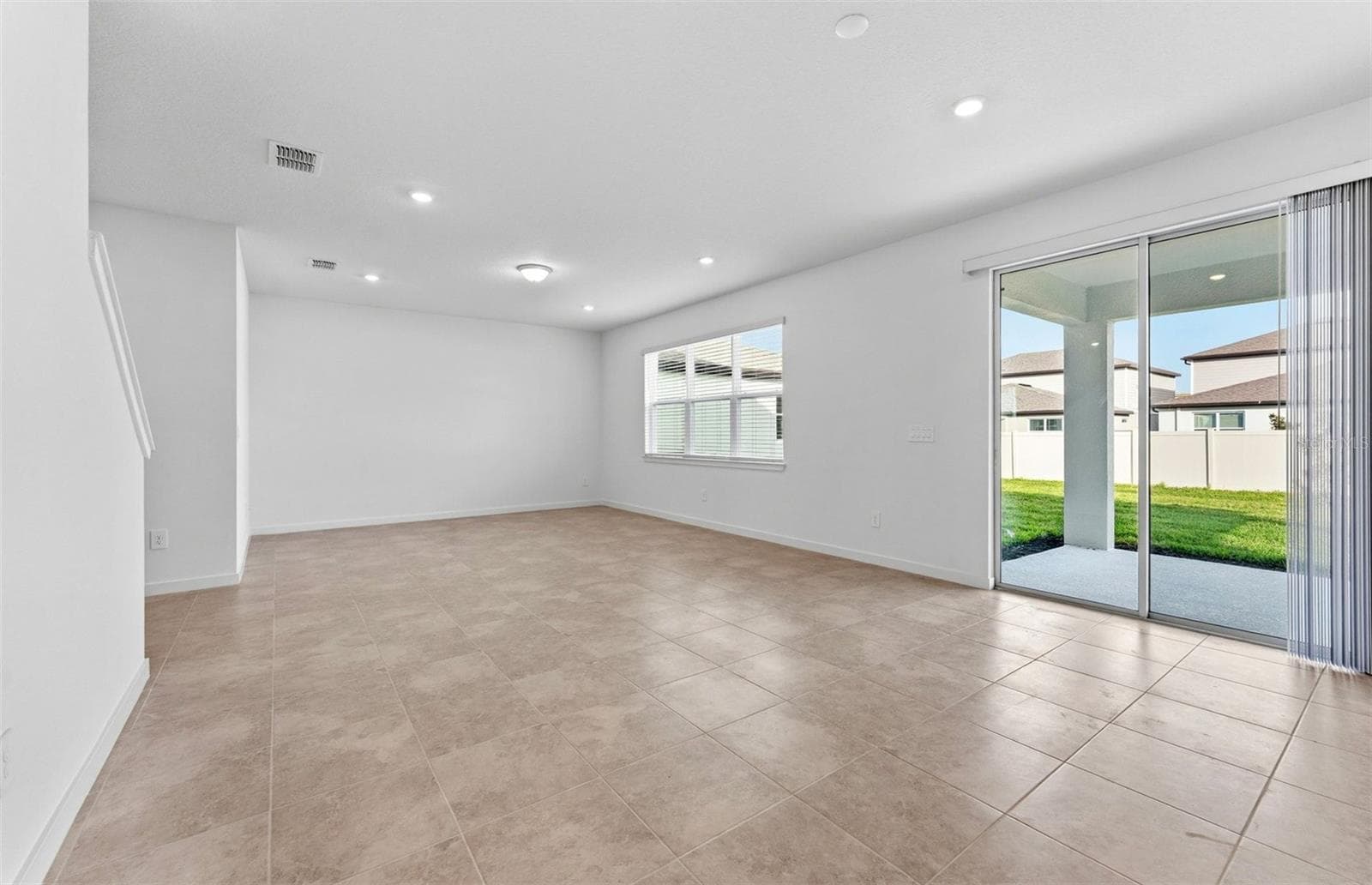 Model Representation - 11133 SYCAMORE GLEN LOOP, THONOTOSASSA