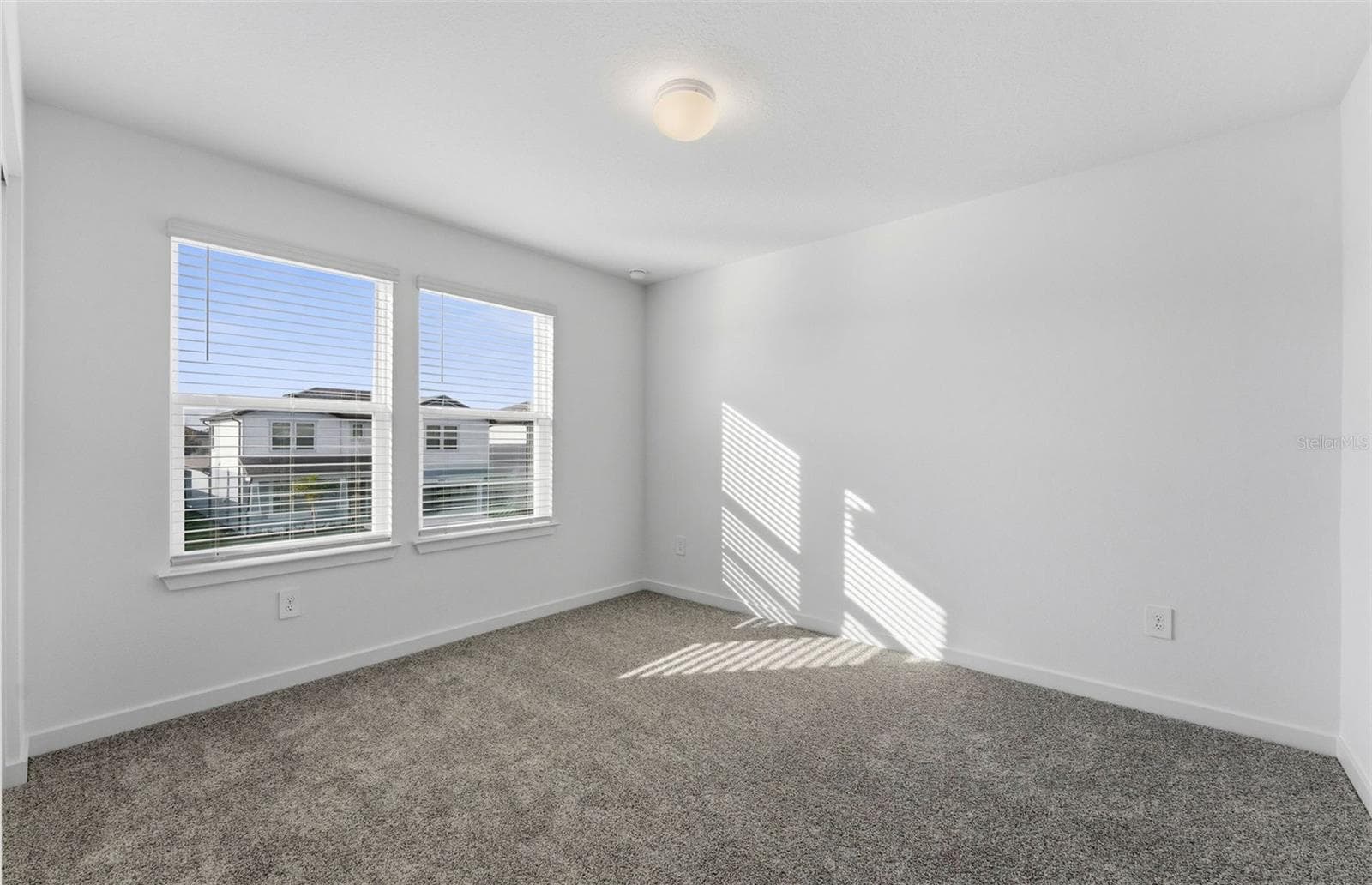 Model Representation - 11133 SYCAMORE GLEN LOOP, THONOTOSASSA