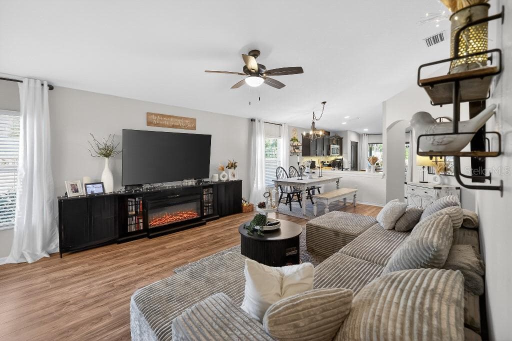Single Family Residence at 4318 ENGLISH TURN WAY, WESLEY CHAPEL, photo 11 of 43
