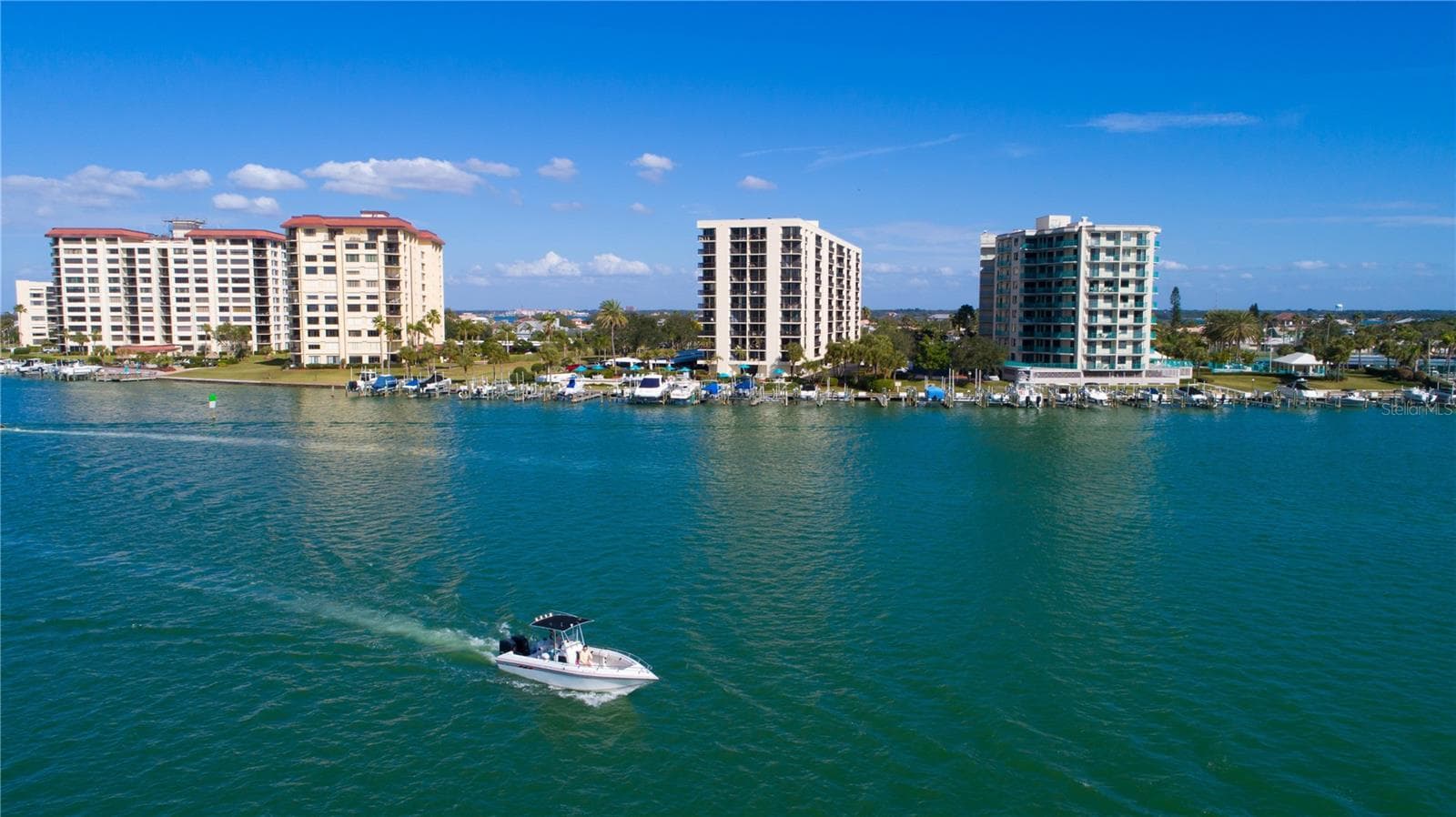690 ISLAND WAY #511