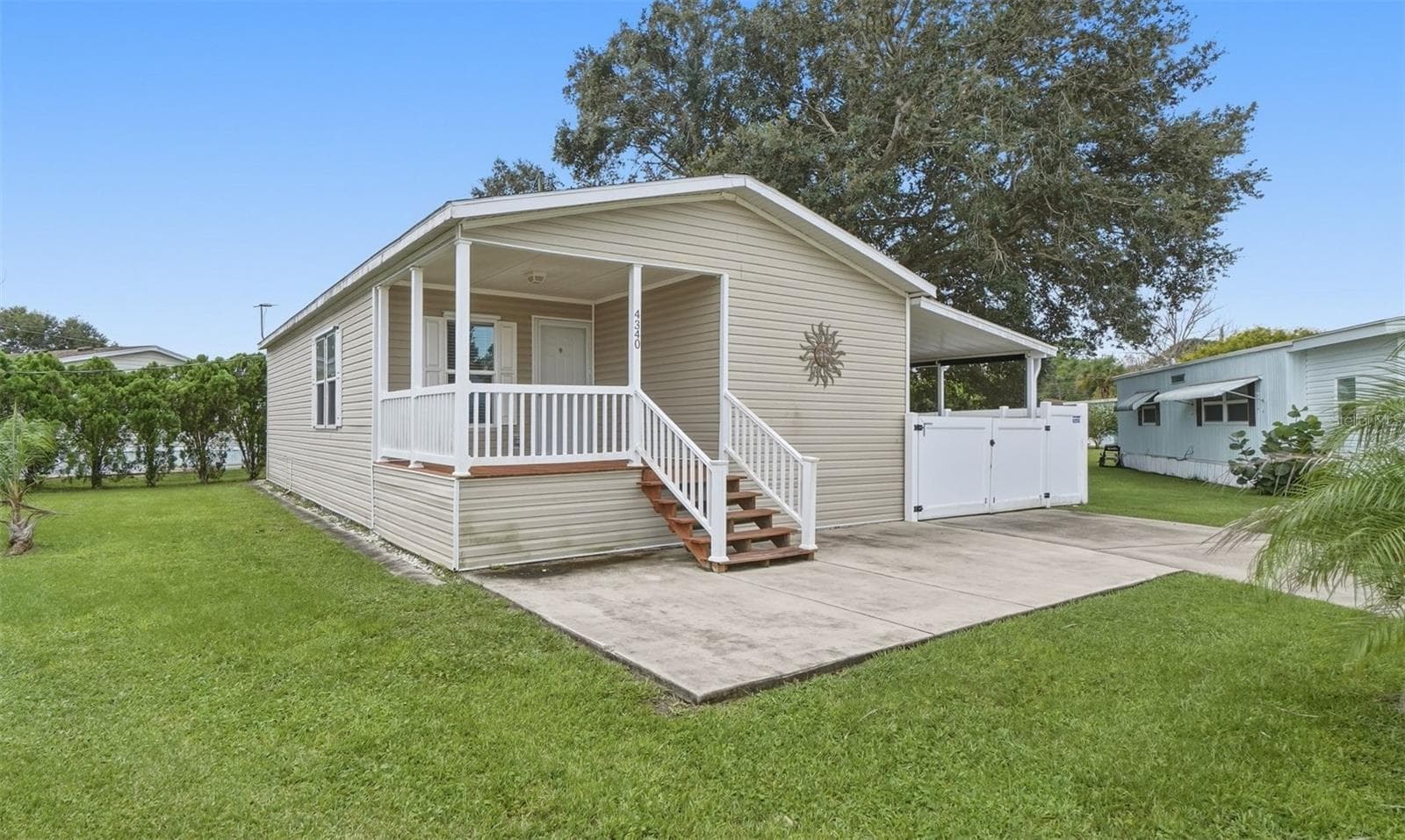 4340 CYPRESS WAY