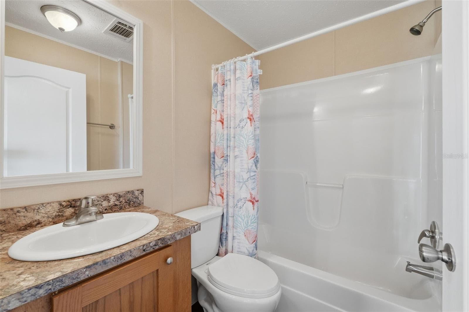 Guest bathroom - 4340 CYPRESS WAY, EDGEWATER