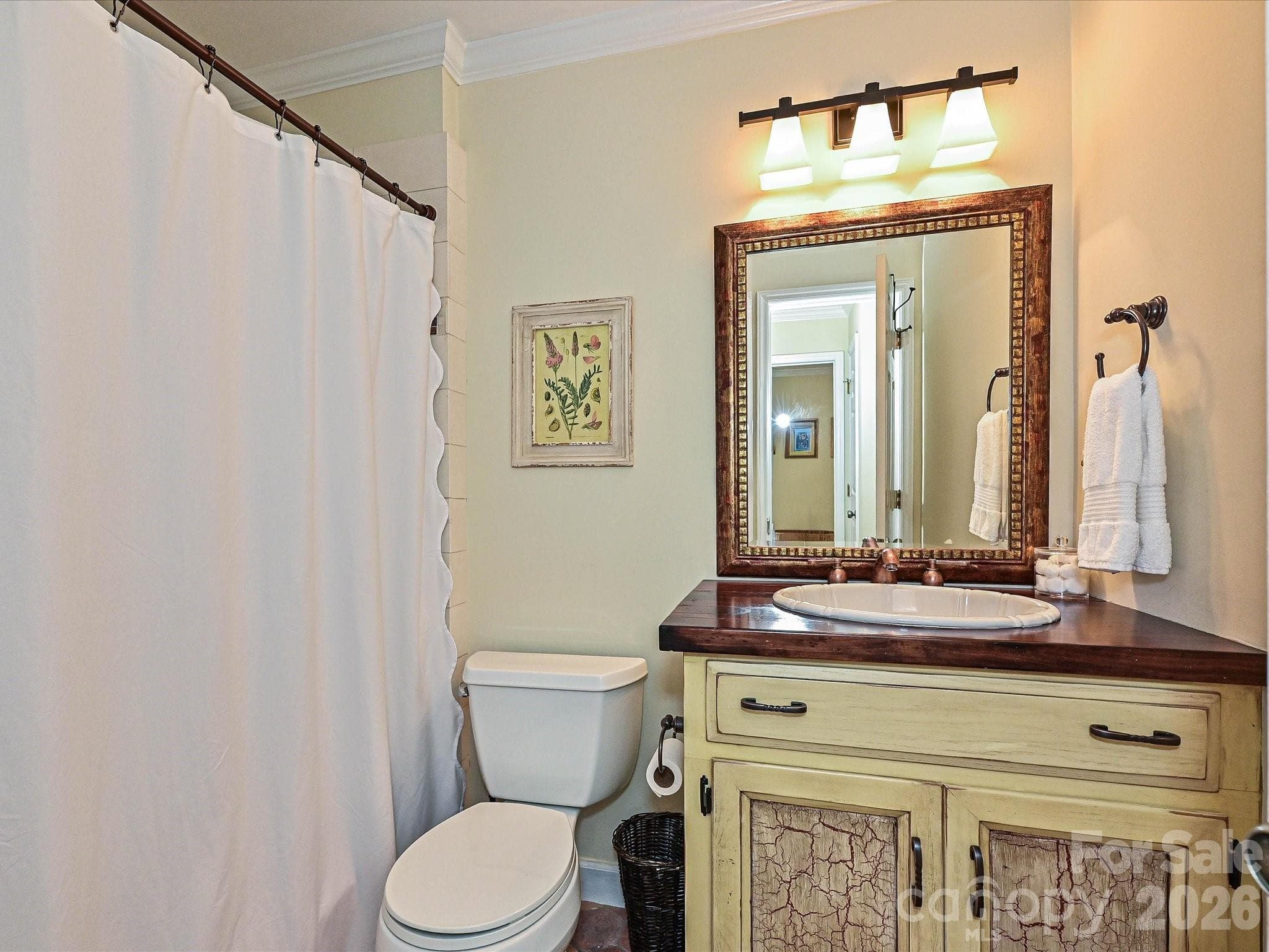Full bath on 2nd floor - 4313 Silo Lane, Charlotte