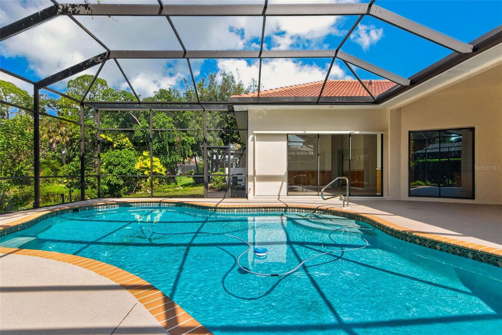 Single Family Residence at 679 SAWGRASS BRIDGE RD, VENICE, photo 4 of 88