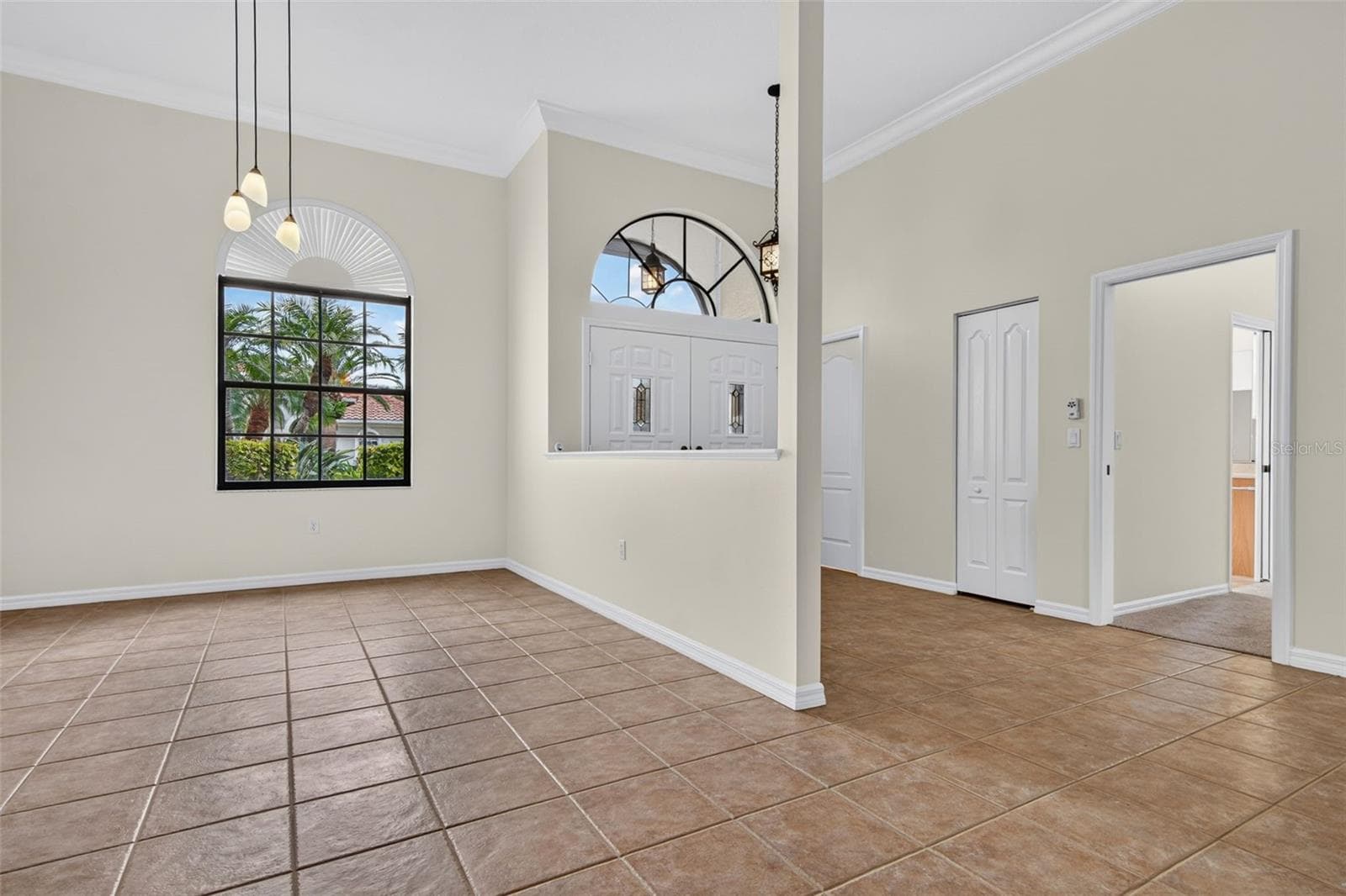 Single Family Residence at 679 SAWGRASS BRIDGE RD, VENICE, photo 11 of 88