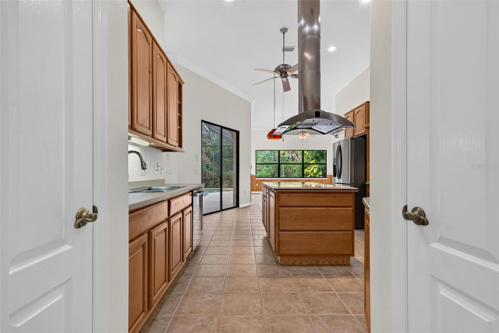 Single Family Residence at 679 SAWGRASS BRIDGE RD, VENICE, photo 19 of 88