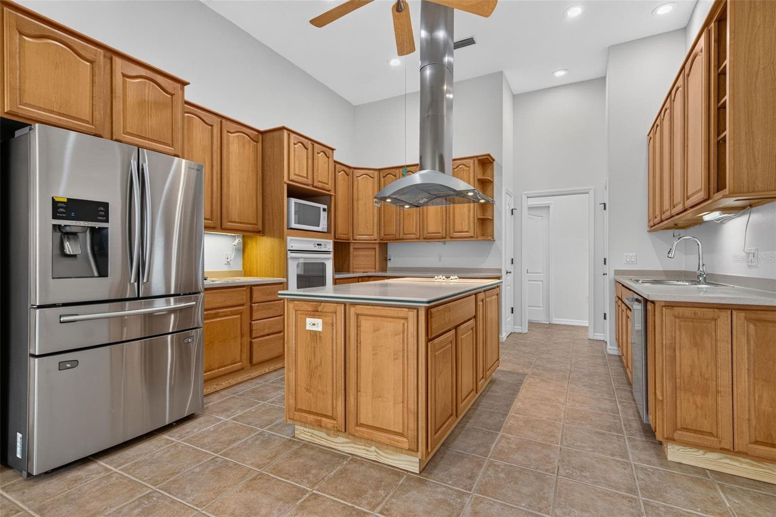 Single Family Residence at 679 SAWGRASS BRIDGE RD, VENICE, photo 24 of 88