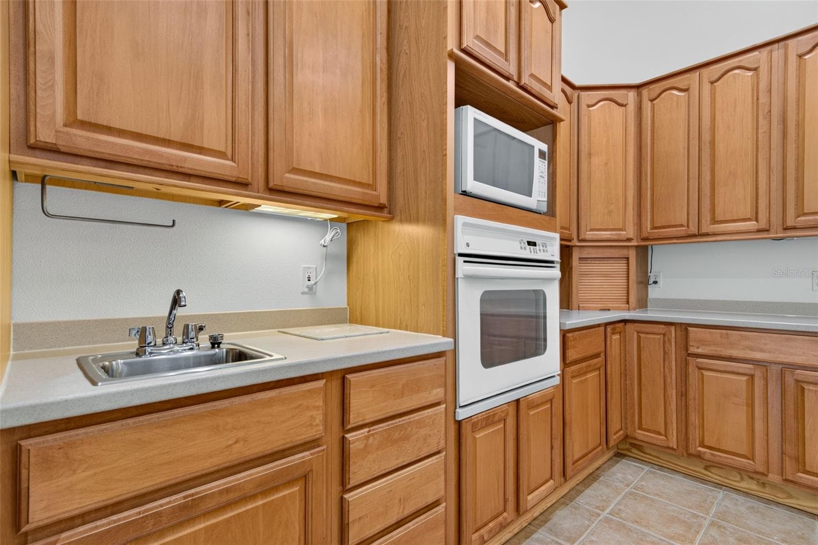 Single Family Residence at 679 SAWGRASS BRIDGE RD, VENICE, photo 27 of 88