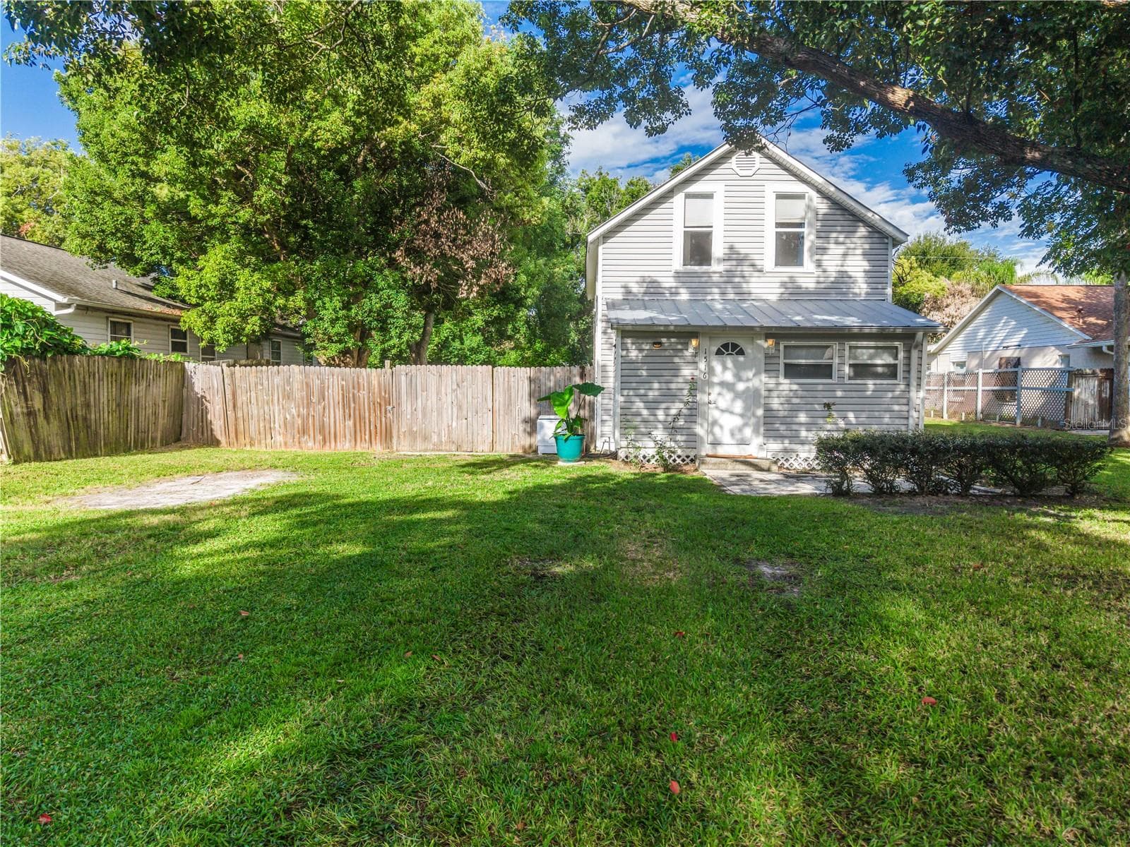 1516 CAROLINA AVE