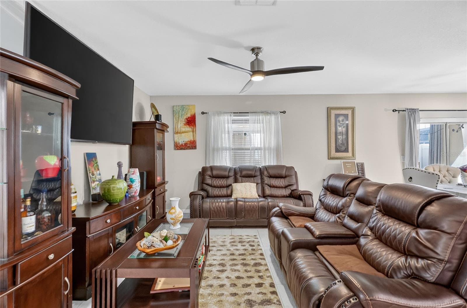 Single Family Residence at 5111 WHITE CHICORY DR, APOLLO BEACH, photo 8 of 52