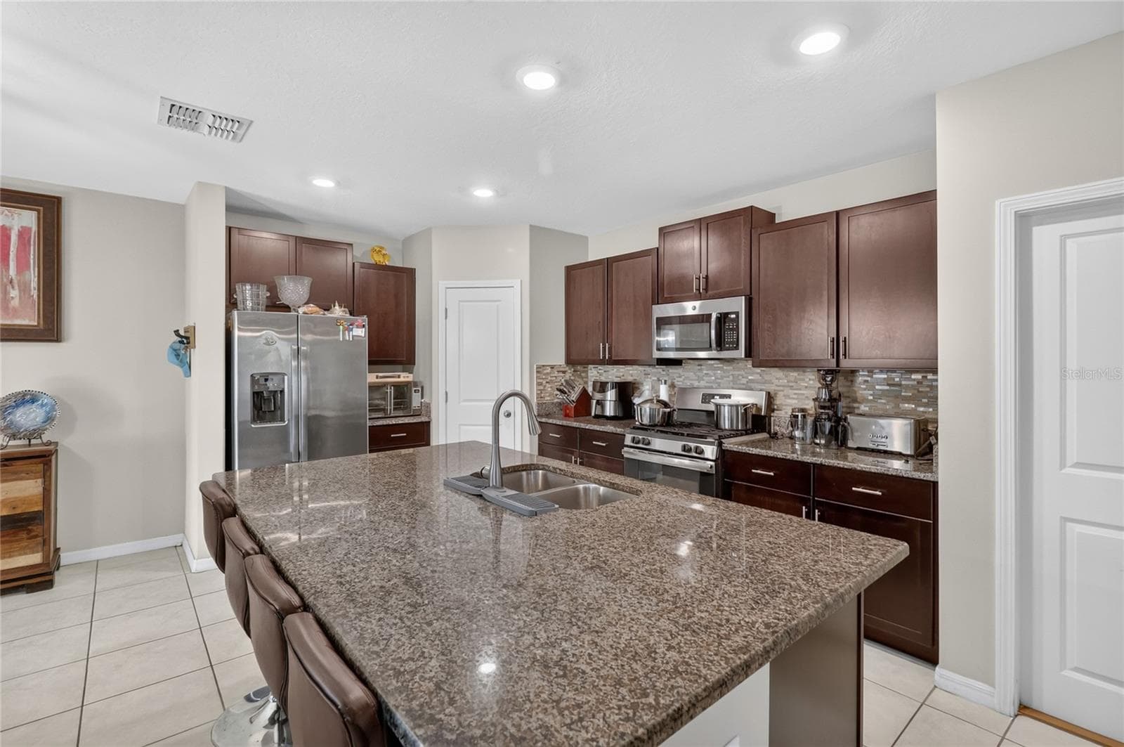Single Family Residence at 5111 WHITE CHICORY DR, APOLLO BEACH, photo 11 of 52
