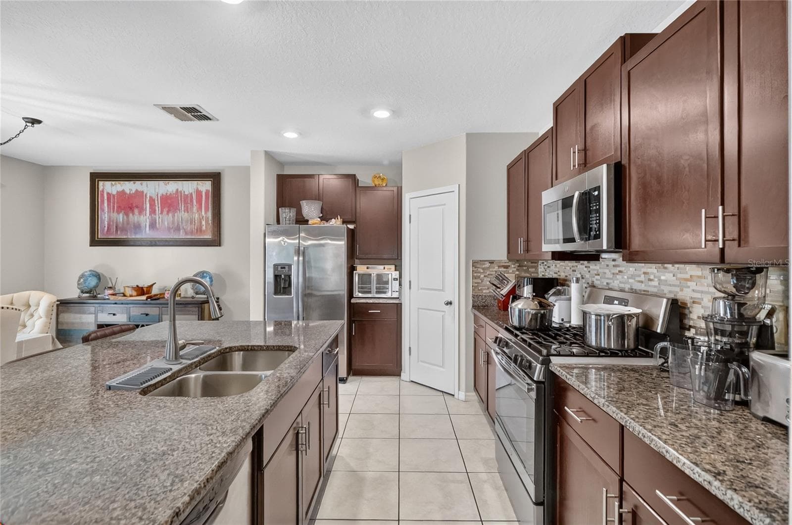 Single Family Residence at 5111 WHITE CHICORY DR, APOLLO BEACH, photo 12 of 52
