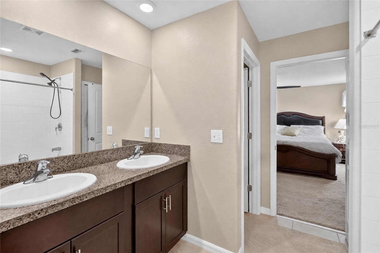 Single Family Residence at 5111 WHITE CHICORY DR, APOLLO BEACH, photo 27 of 52