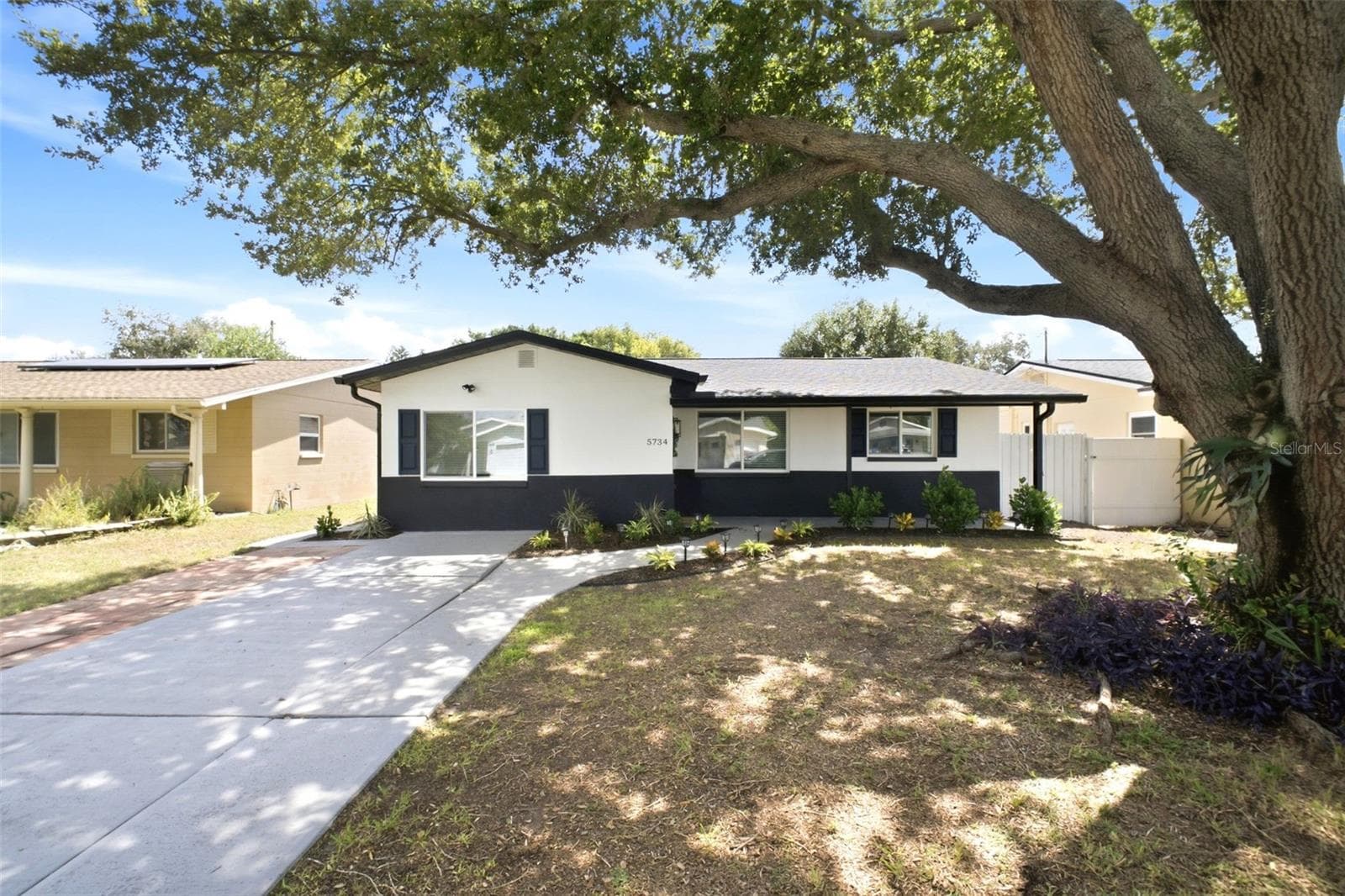 Single Family Residence at 5734 20TH AVE N, ST PETERSBURG, photo 7 of 50
