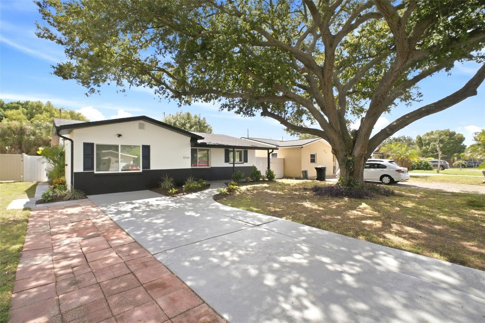 Single Family Residence at 5734 20TH AVE N, ST PETERSBURG, photo 9 of 50