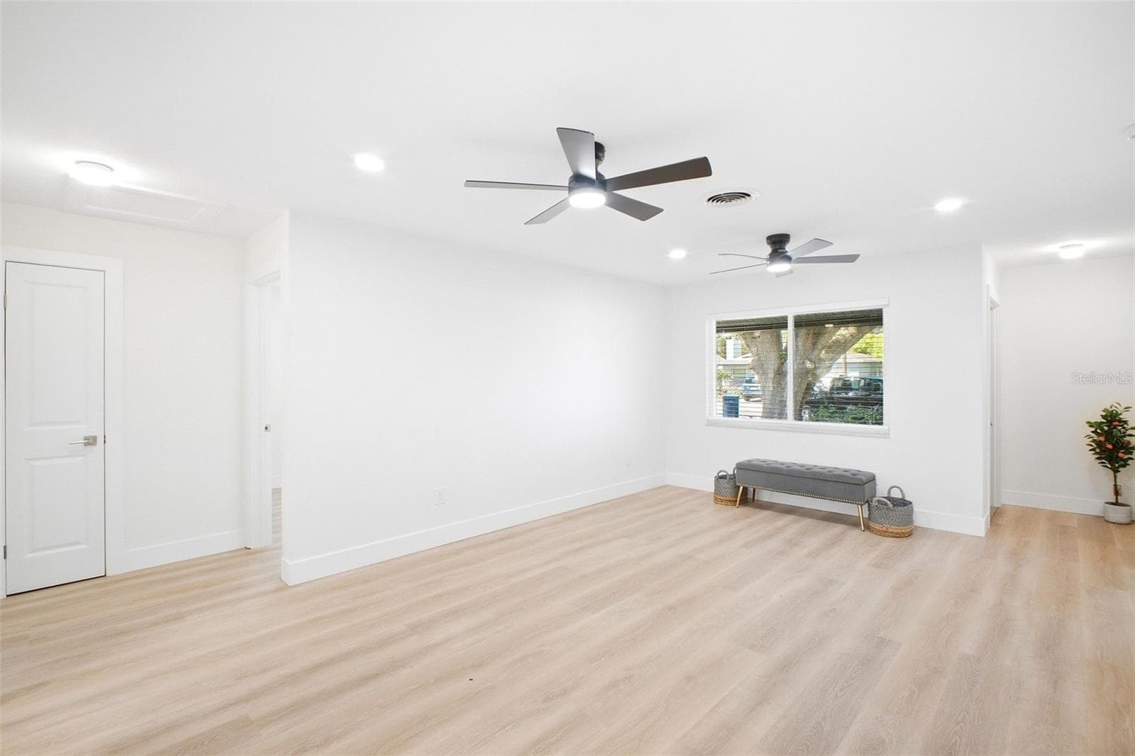 Single Family Residence at 5734 20TH AVE N, ST PETERSBURG, photo 14 of 50