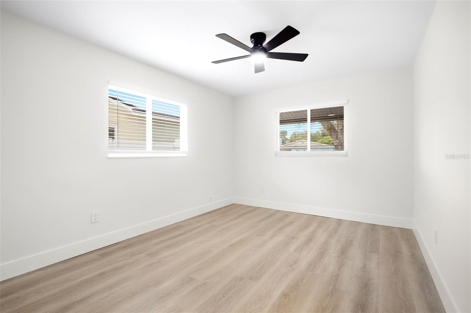 Single Family Residence at 5734 20TH AVE N, ST PETERSBURG, photo 17 of 50