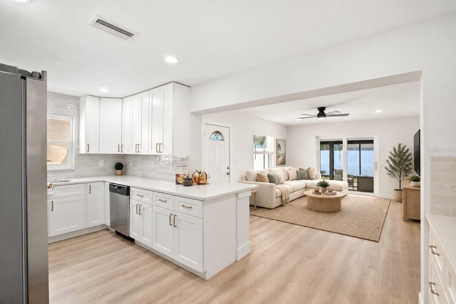 Virtually Staged - 5734 20TH AVE N, ST PETERSBURG