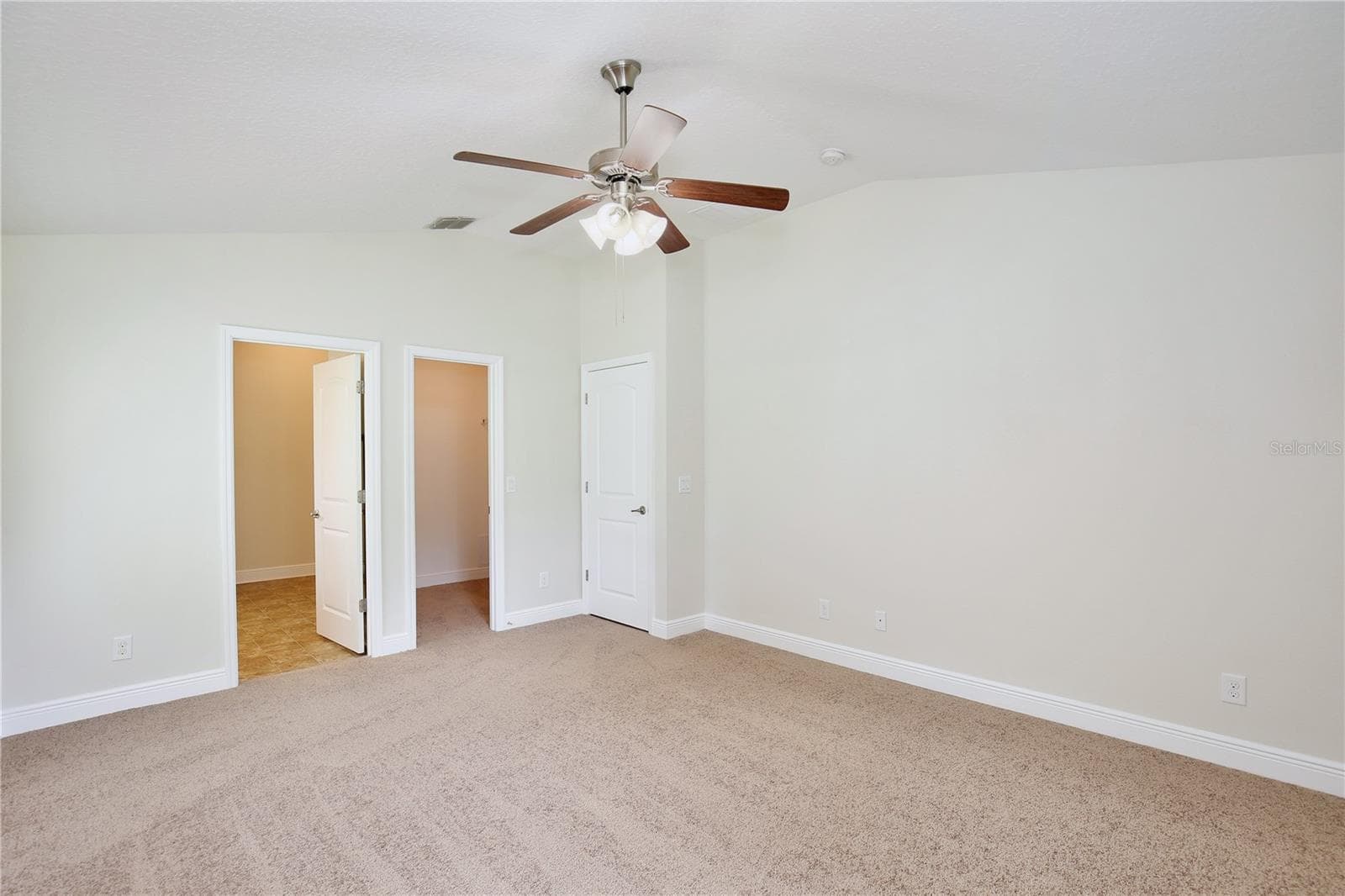 Single Family Residence at 942 WILLOW OAK LOOP, MINNEOLA, photo 20 of 42