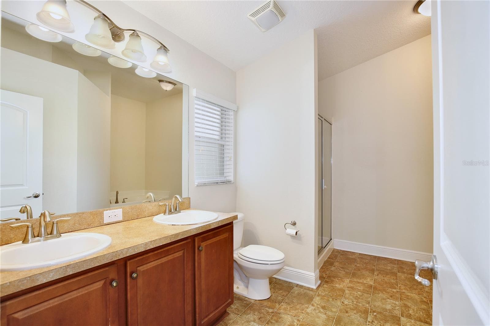 Single Family Residence at 942 WILLOW OAK LOOP, MINNEOLA, photo 21 of 42