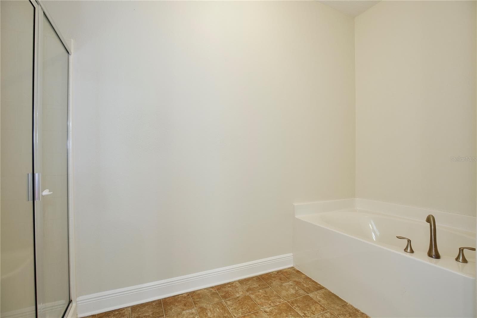 Single Family Residence at 942 WILLOW OAK LOOP, MINNEOLA, photo 23 of 42