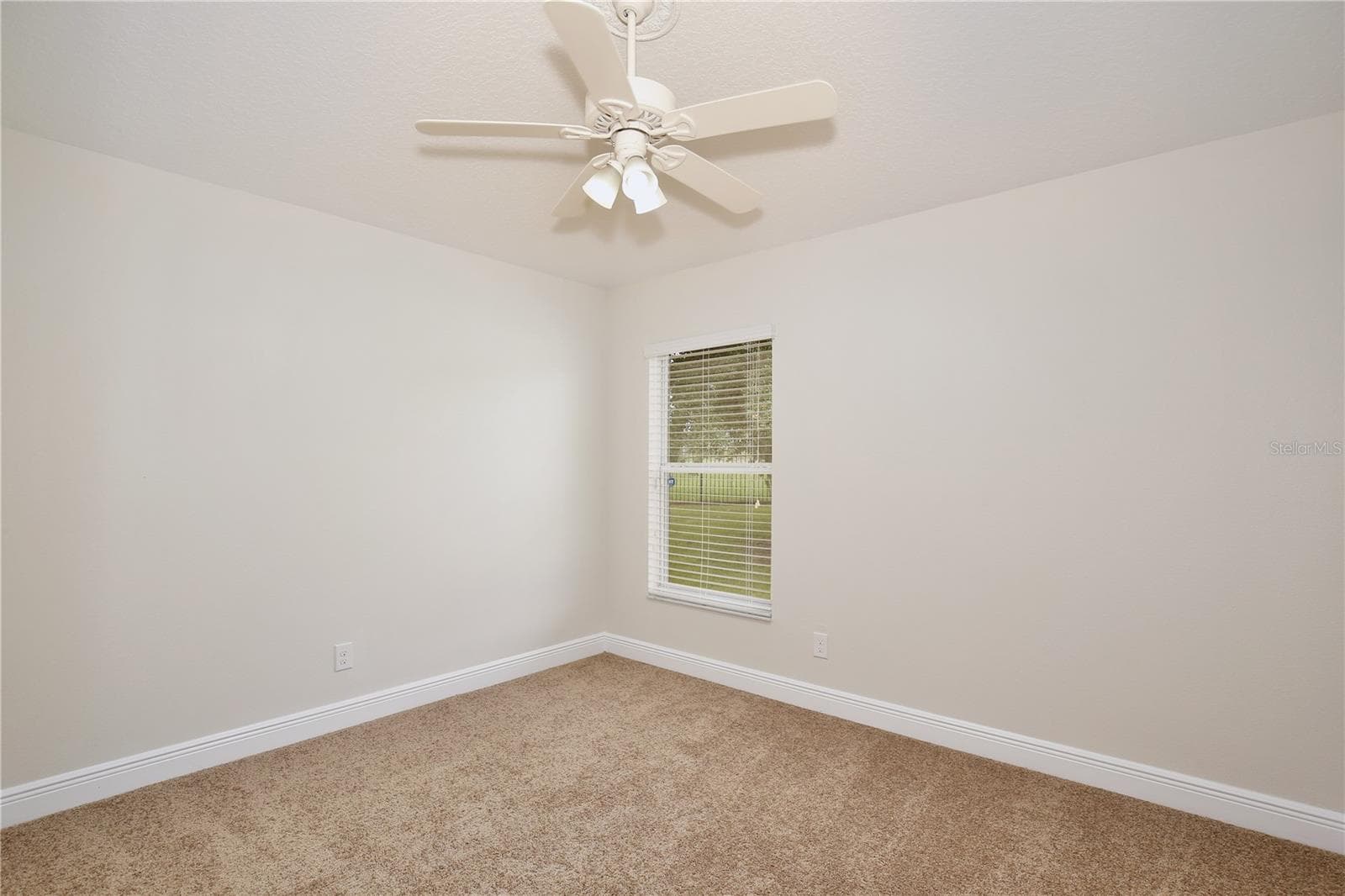 Single Family Residence at 942 WILLOW OAK LOOP, MINNEOLA, photo 32 of 42