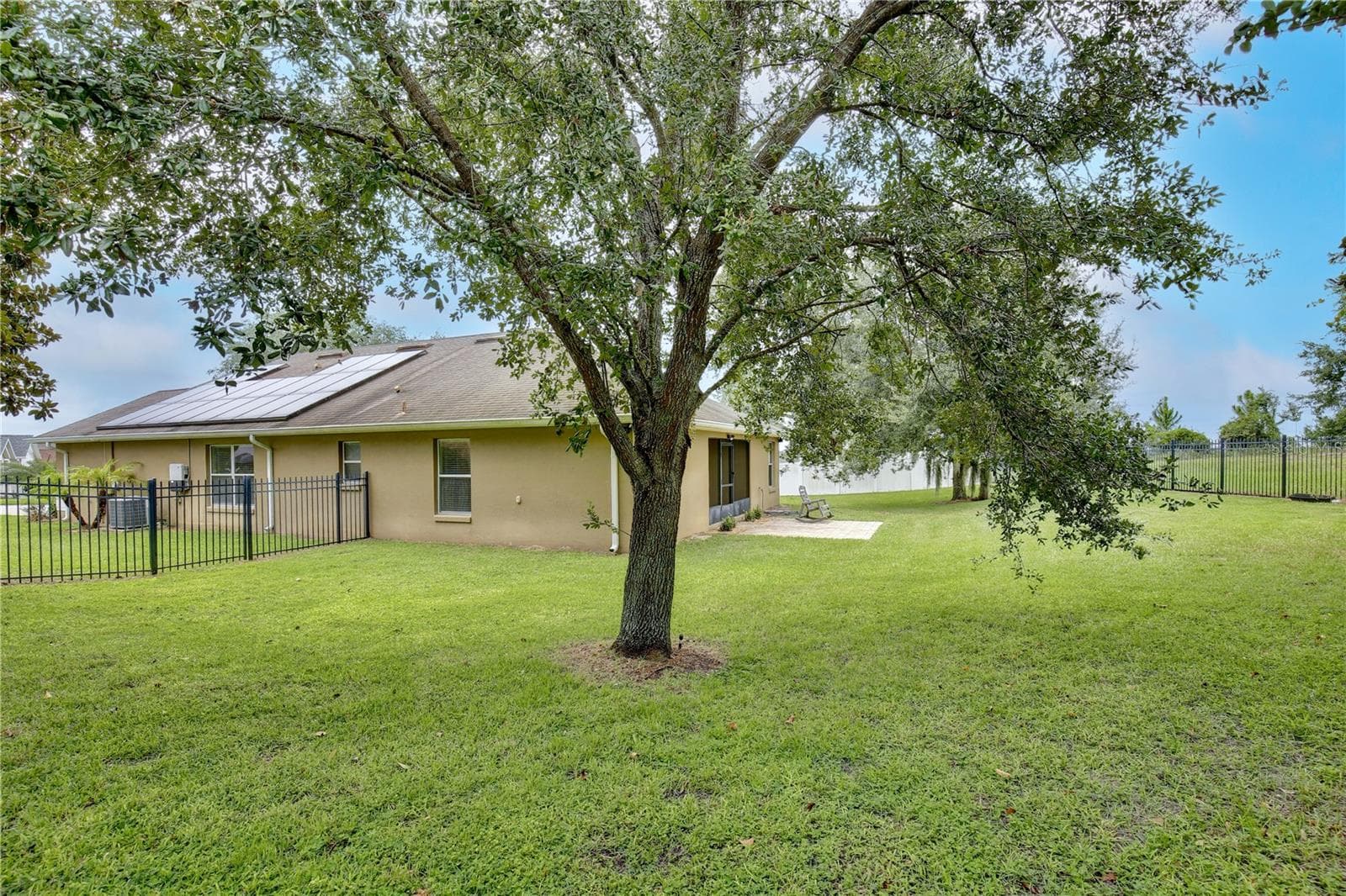 Single Family Residence at 942 WILLOW OAK LOOP, MINNEOLA, photo 41 of 42