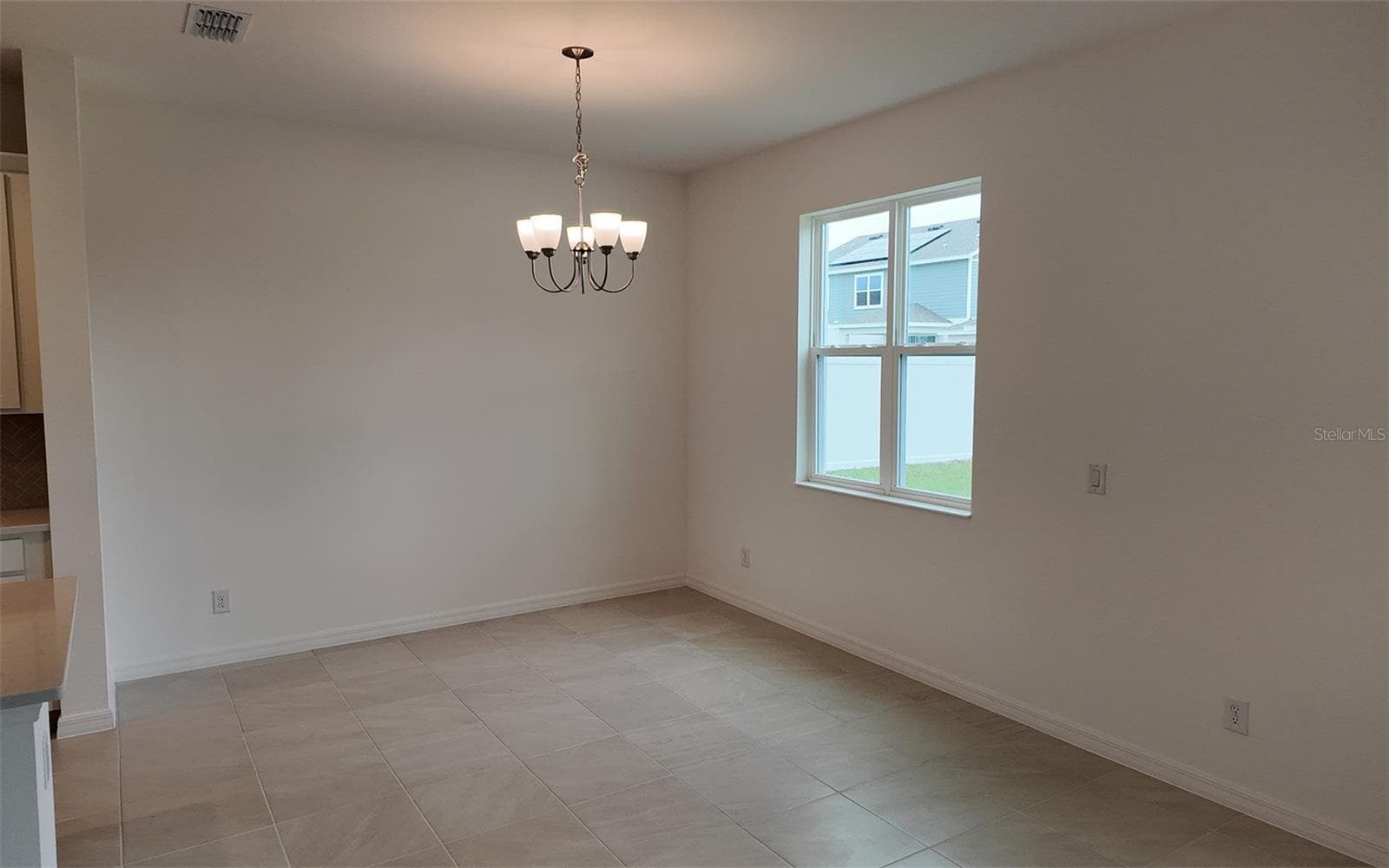 Single Family Residence at 6888 SPANISH IMPERIAL ST, HOWEY IN THE HILLS, photo 12 of 26