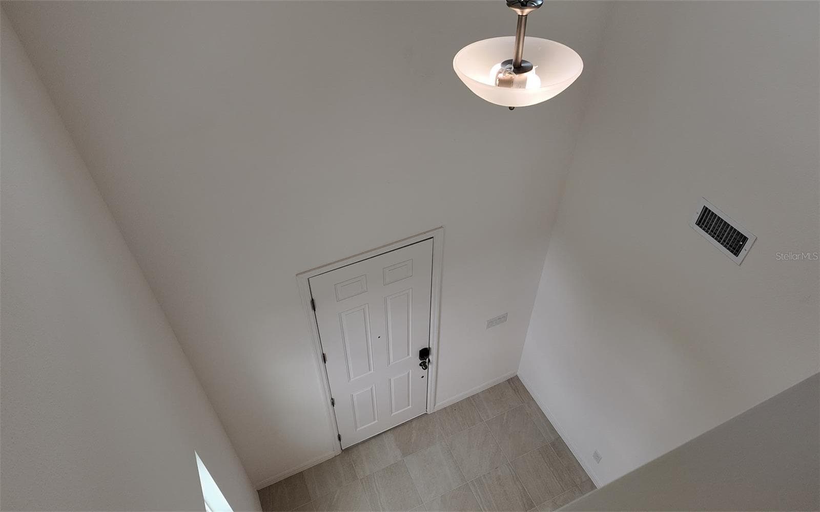 Single Family Residence at 6888 SPANISH IMPERIAL ST, HOWEY IN THE HILLS, photo 14 of 26