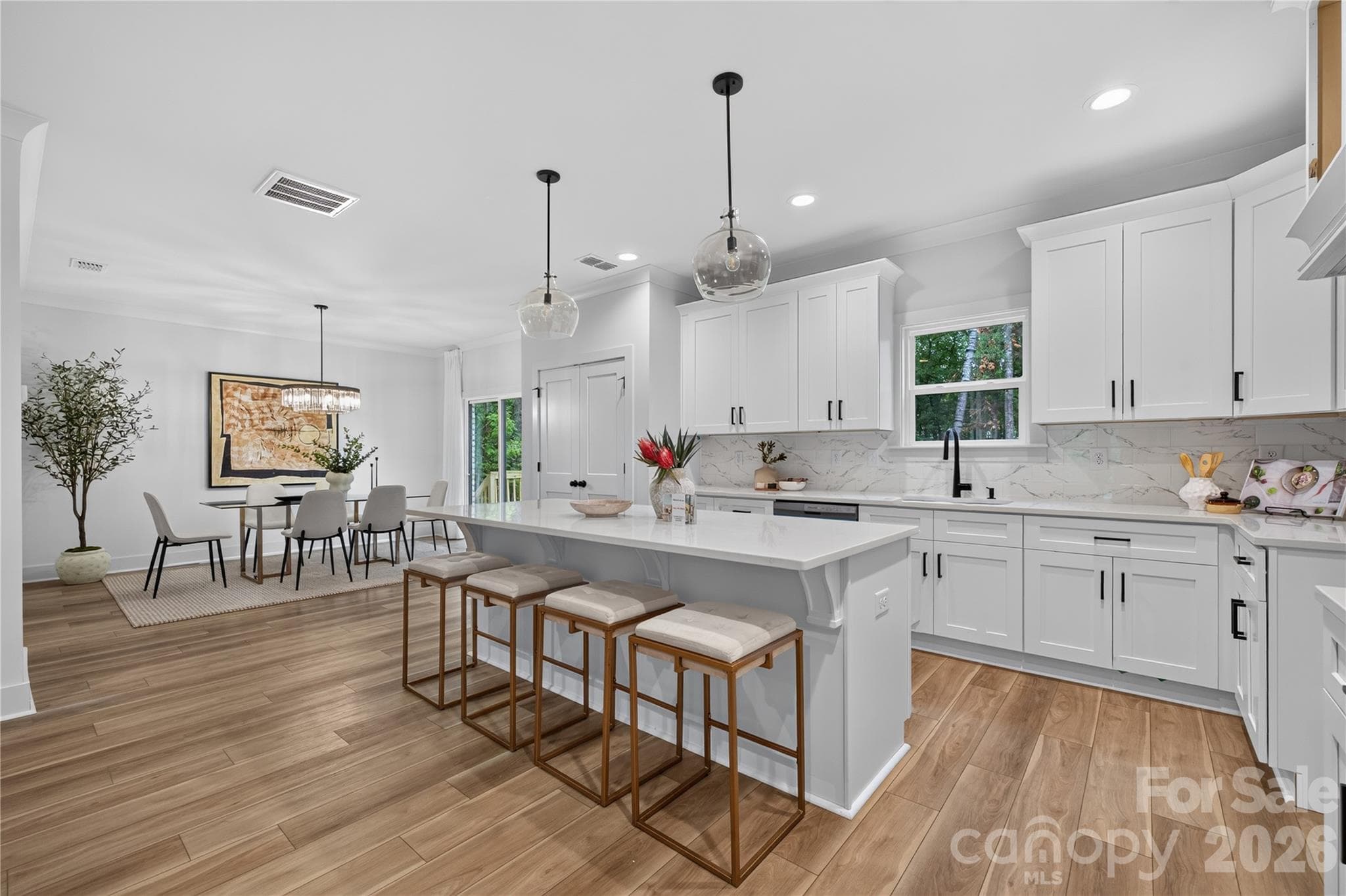 Single Family Residence at 9006 Pinenoll Lane, Charlotte, photo 10 of 30