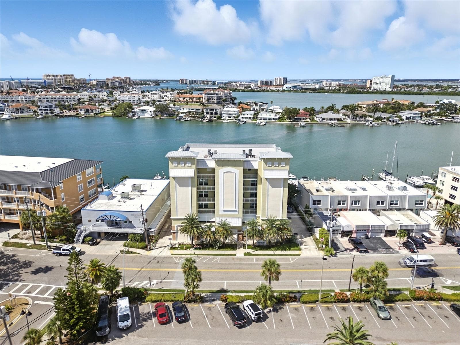 Condominium at 706 BAYWAY BLVD #203, CLEARWATER, photo 41 of 52