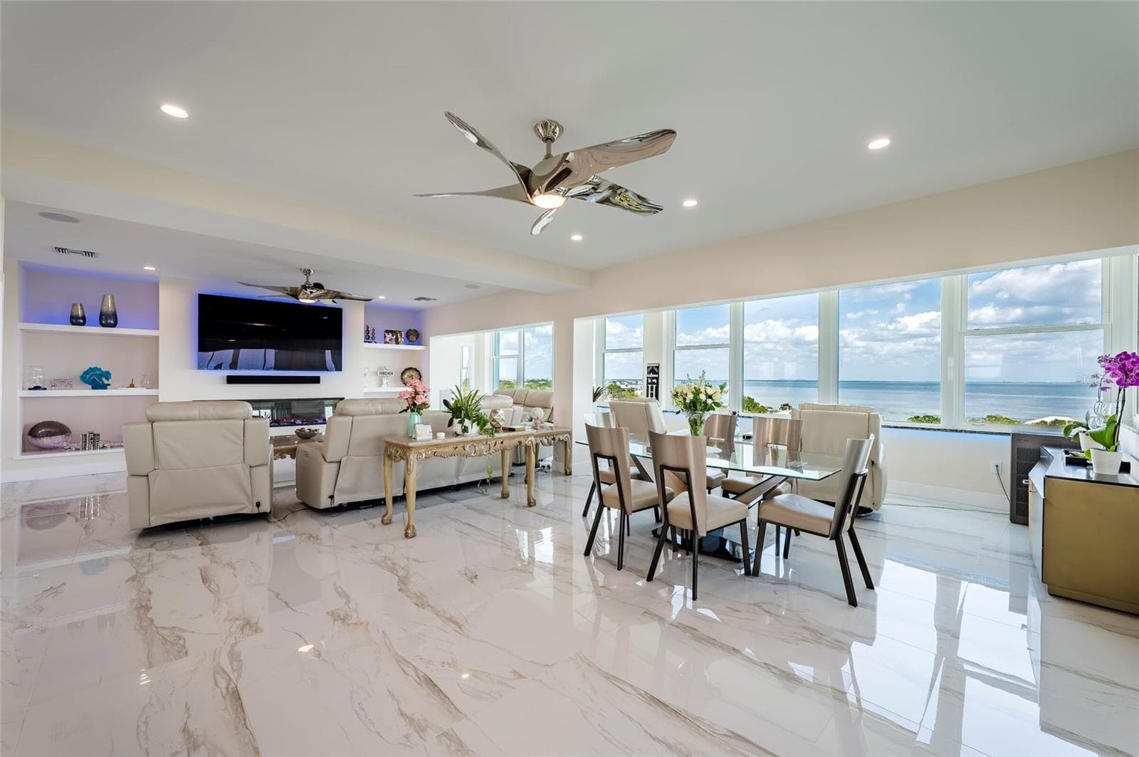 Condominium at 1365 SNELL ISLE BLVD NE #9A, ST PETERSBURG, photo 12 of 74