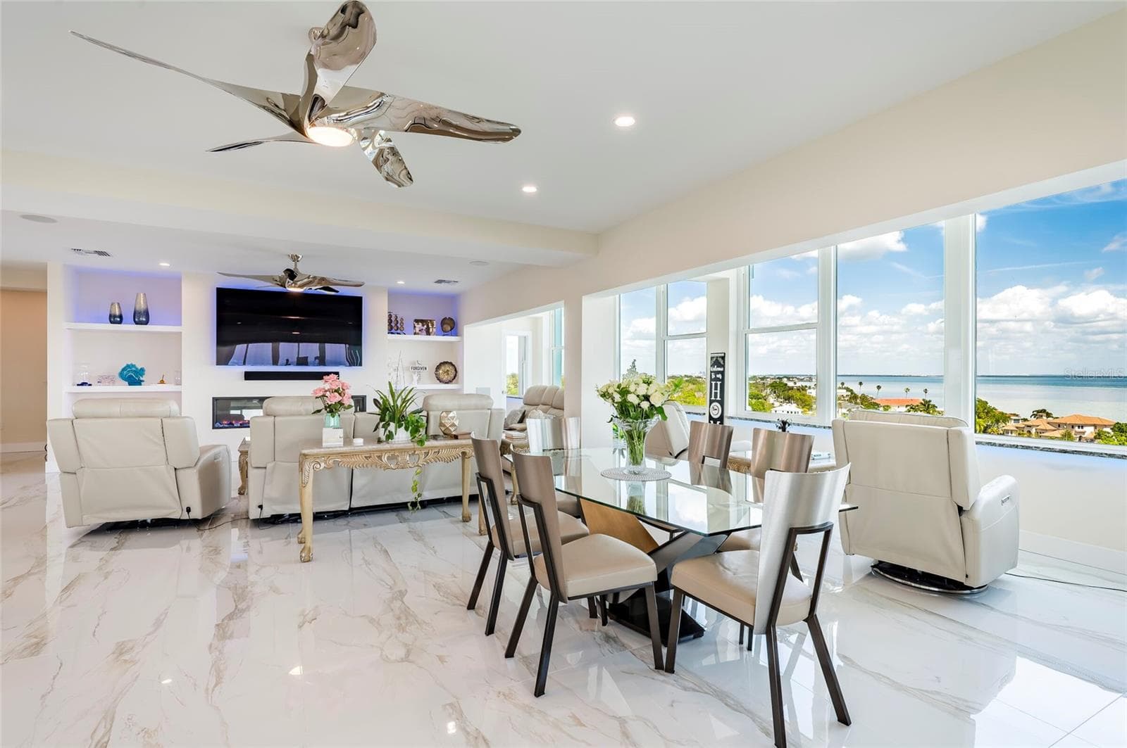Condominium at 1365 SNELL ISLE BLVD NE #9A, ST PETERSBURG, photo 13 of 74