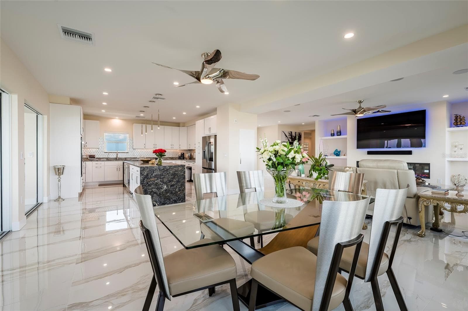 Condominium at 1365 SNELL ISLE BLVD NE #9A, ST PETERSBURG, photo 20 of 74