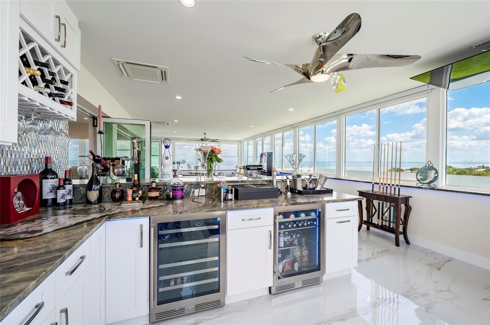 Condominium at 1365 SNELL ISLE BLVD NE #9A, ST PETERSBURG, photo 27 of 74