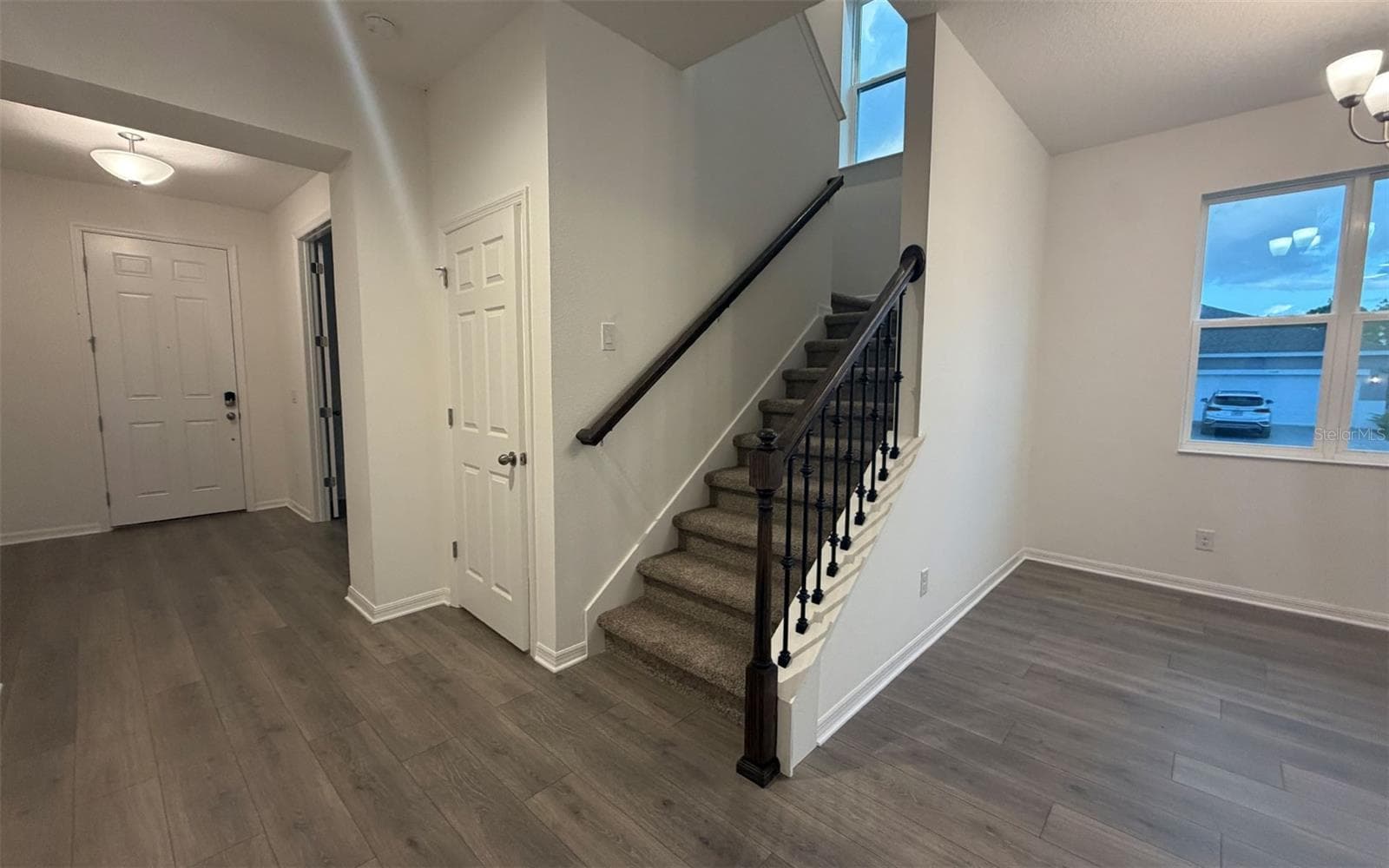 Single Family Residence at 692 BIRDSWILL LN, DELAND, photo 6 of 17