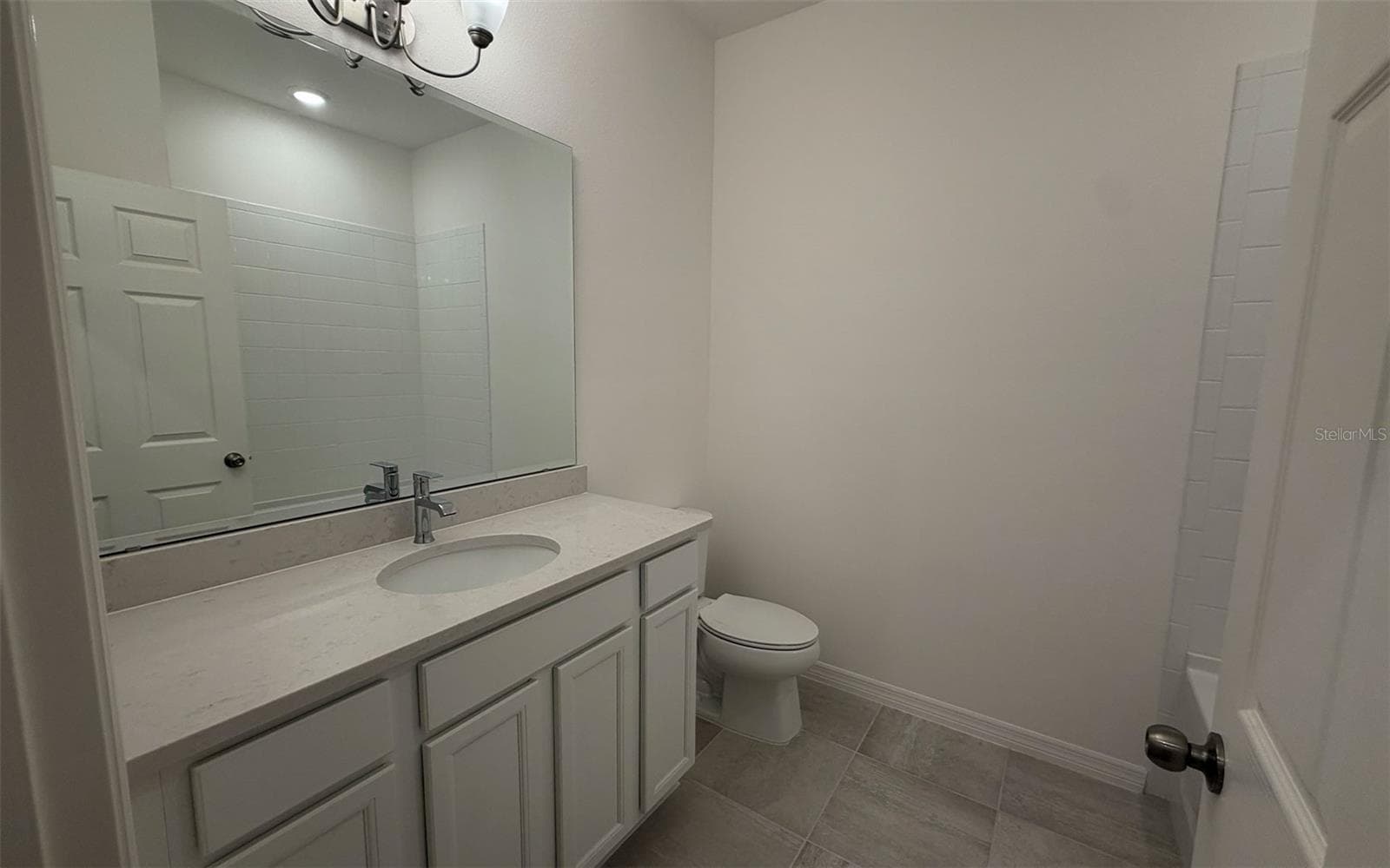 Single Family Residence at 692 BIRDSWILL LN, DELAND, photo 7 of 17