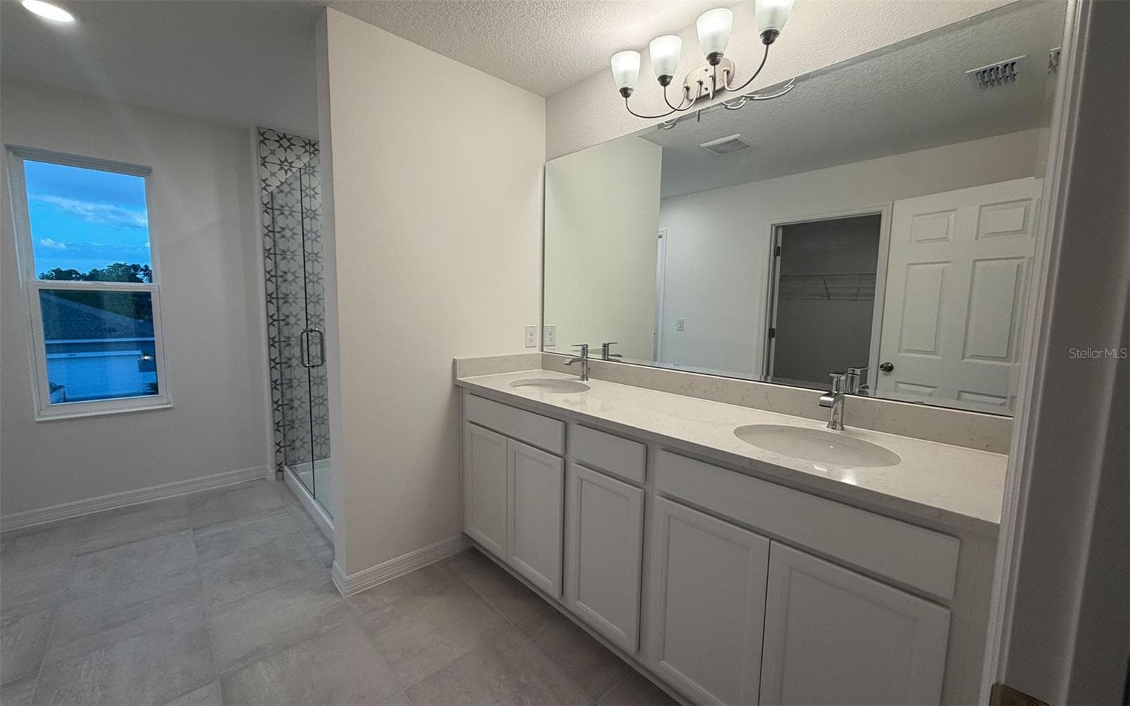 Single Family Residence at 692 BIRDSWILL LN, DELAND, photo 8 of 17