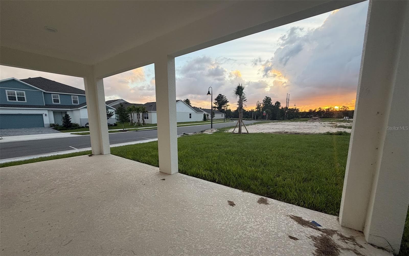 Single Family Residence at 692 BIRDSWILL LN, DELAND, photo 10 of 17