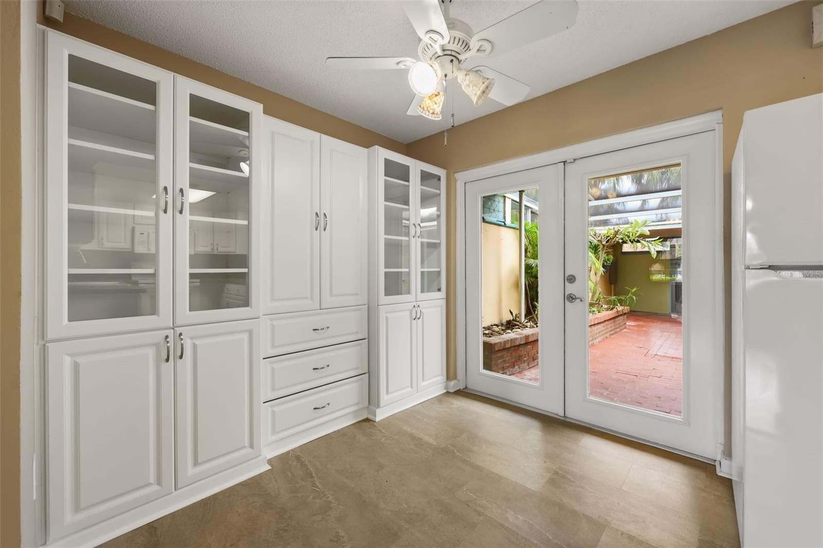 Townhouse at 3104 HARRISON AVE #A3, ORLANDO, photo 9 of 32