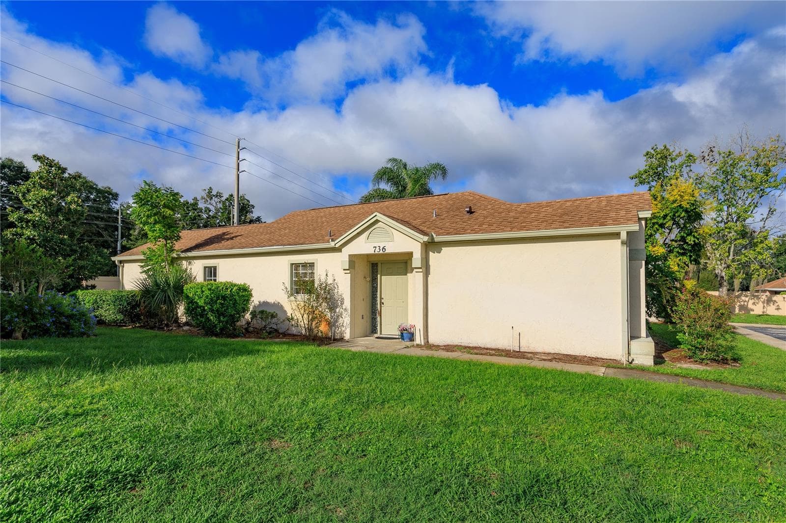 736 OLYMPIC CIR #B1