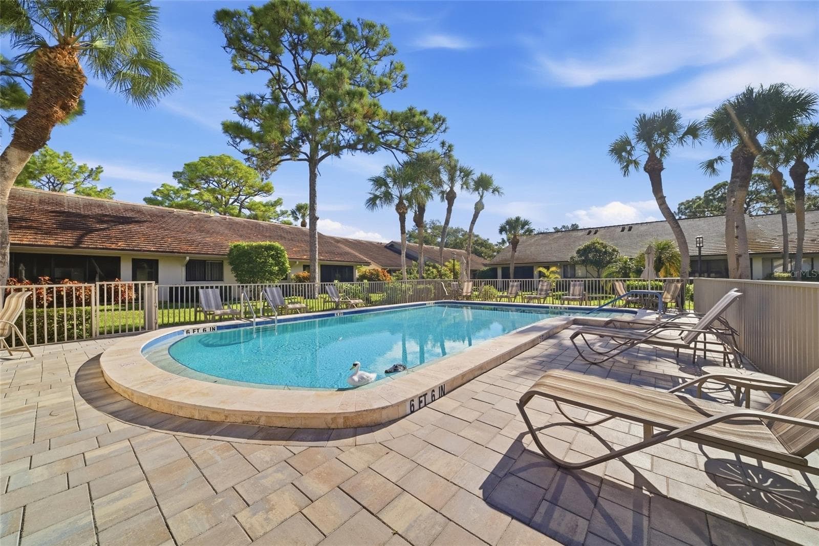 Community pool and amenities - 3266 SANDLEHEATH #51, SARASOTA