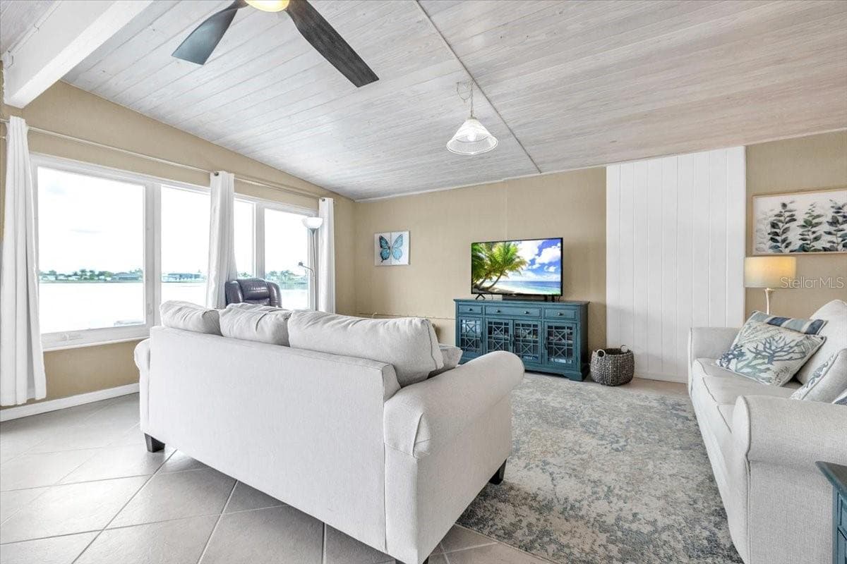 Single Family Residence at 168 MORGAN LN SE, PORT CHARLOTTE, photo 6 of 44