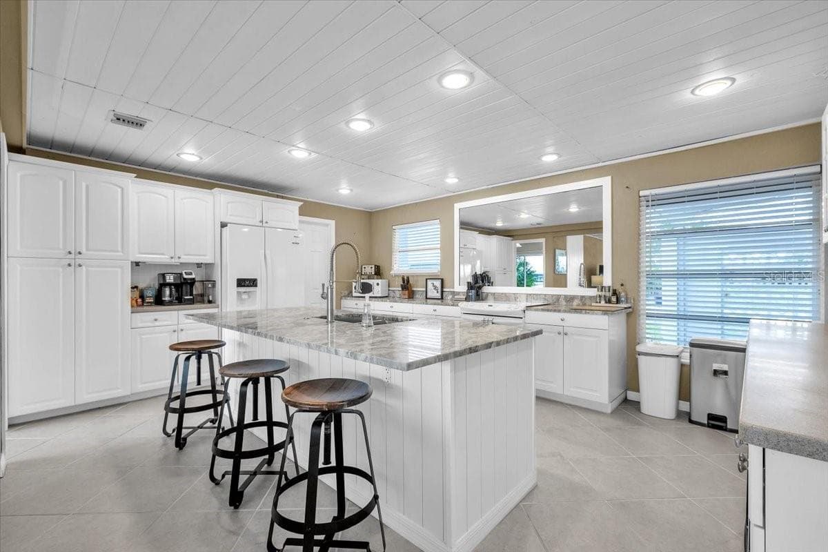 Single Family Residence at 168 MORGAN LN SE, PORT CHARLOTTE, photo 11 of 44