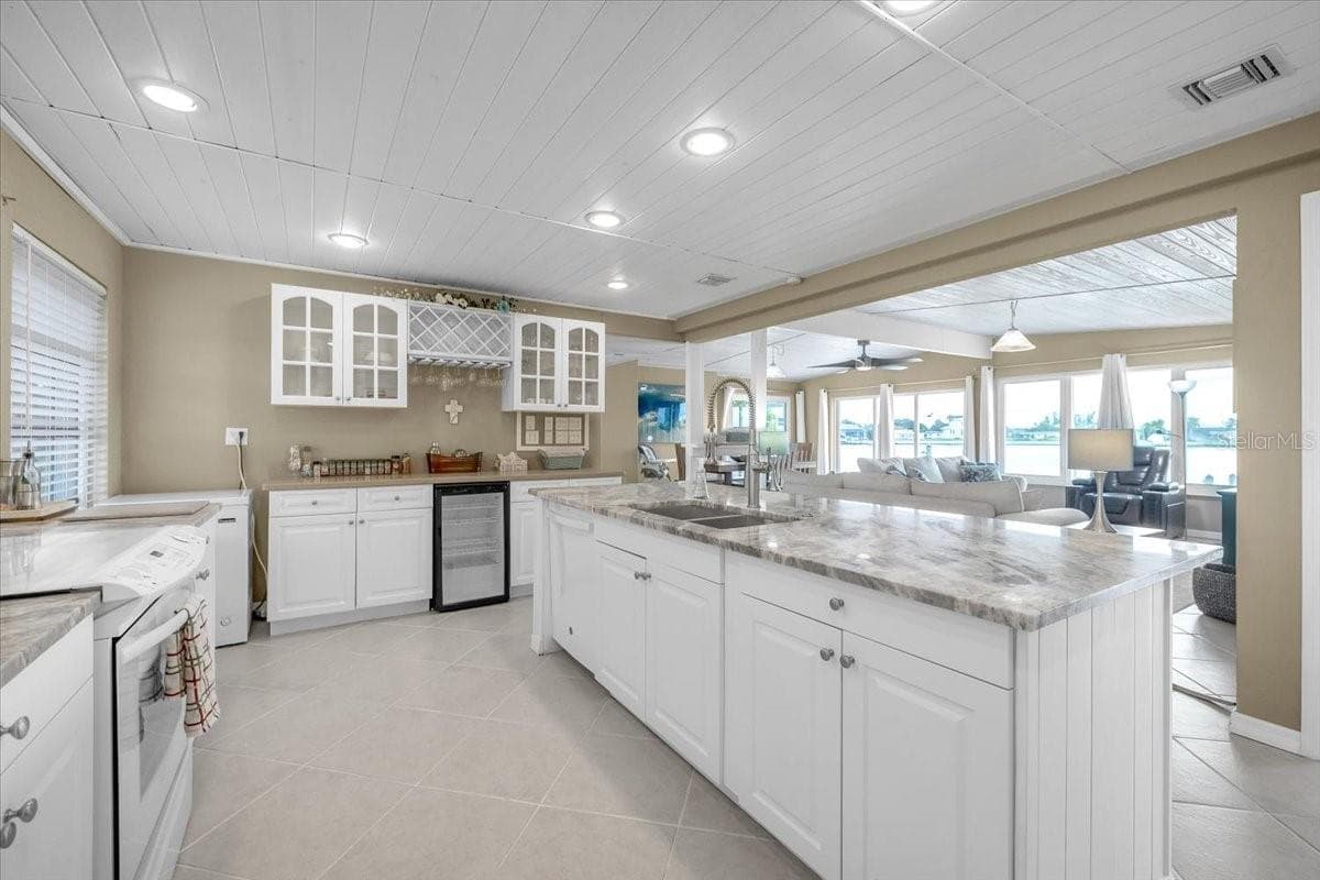 Single Family Residence at 168 MORGAN LN SE, PORT CHARLOTTE, photo 14 of 44