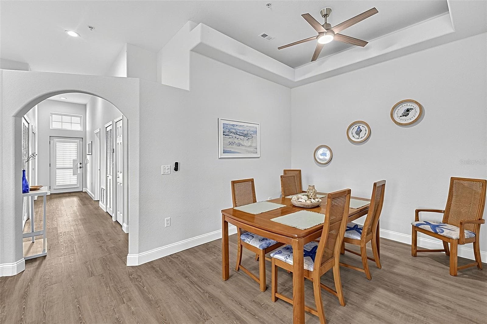 Dining area table hosts 6 chairs - 101 NATURES WAY #1307, ROTONDA WEST